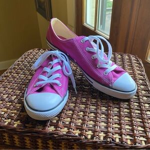 Hot Pink Low Top Converse Size 9